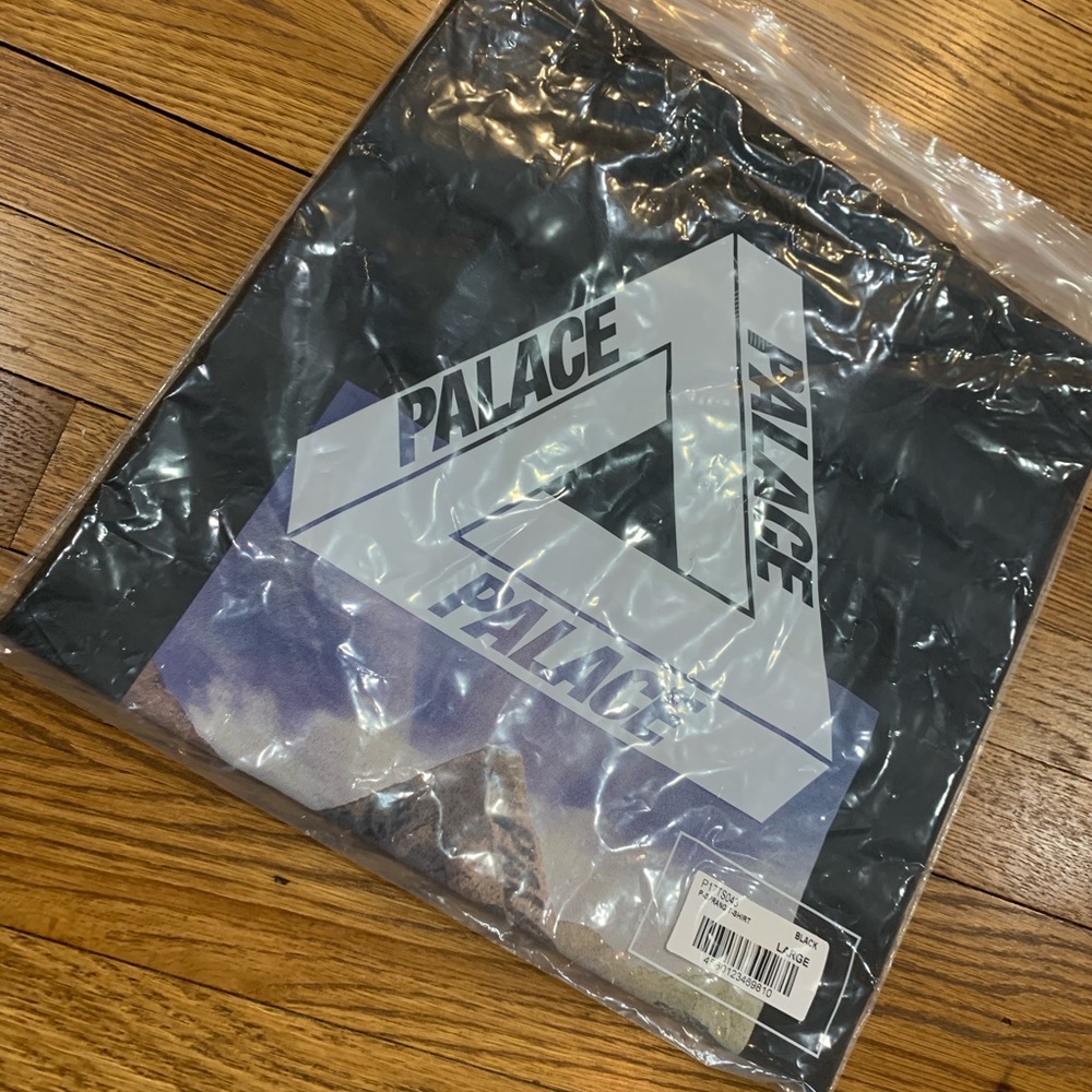 NWT Palace P-Sprang Graphic T-Shirt - Picture 6 of 8